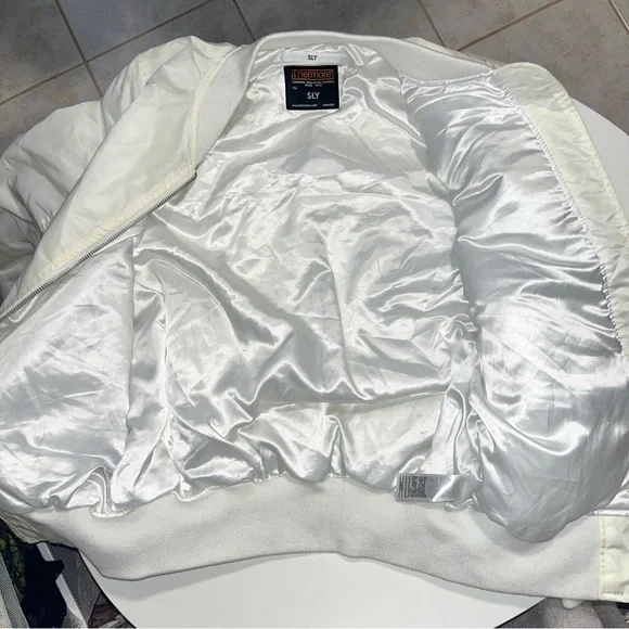 Cream white bomber jacket - Picture 5 of 10